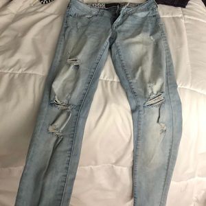 Light washed ripped jeans